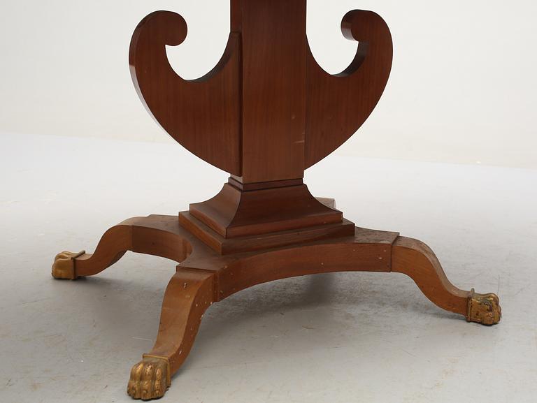 KLAFFBORD, Karl Johan- stil, 1900-talets början.