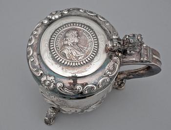 STOP, silver, C G Hallberg, Stockholm, 1945. Vikt ca 715g.