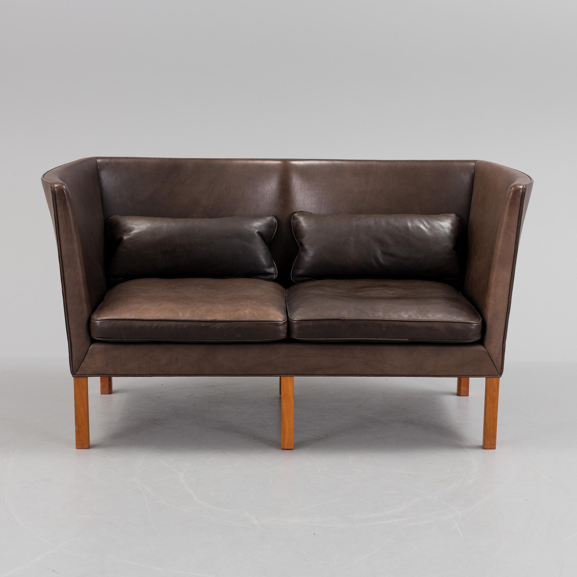 BØRGE MOGENSEN, soffa, modell 2214 Fredericia Furniture, 2000-tal.