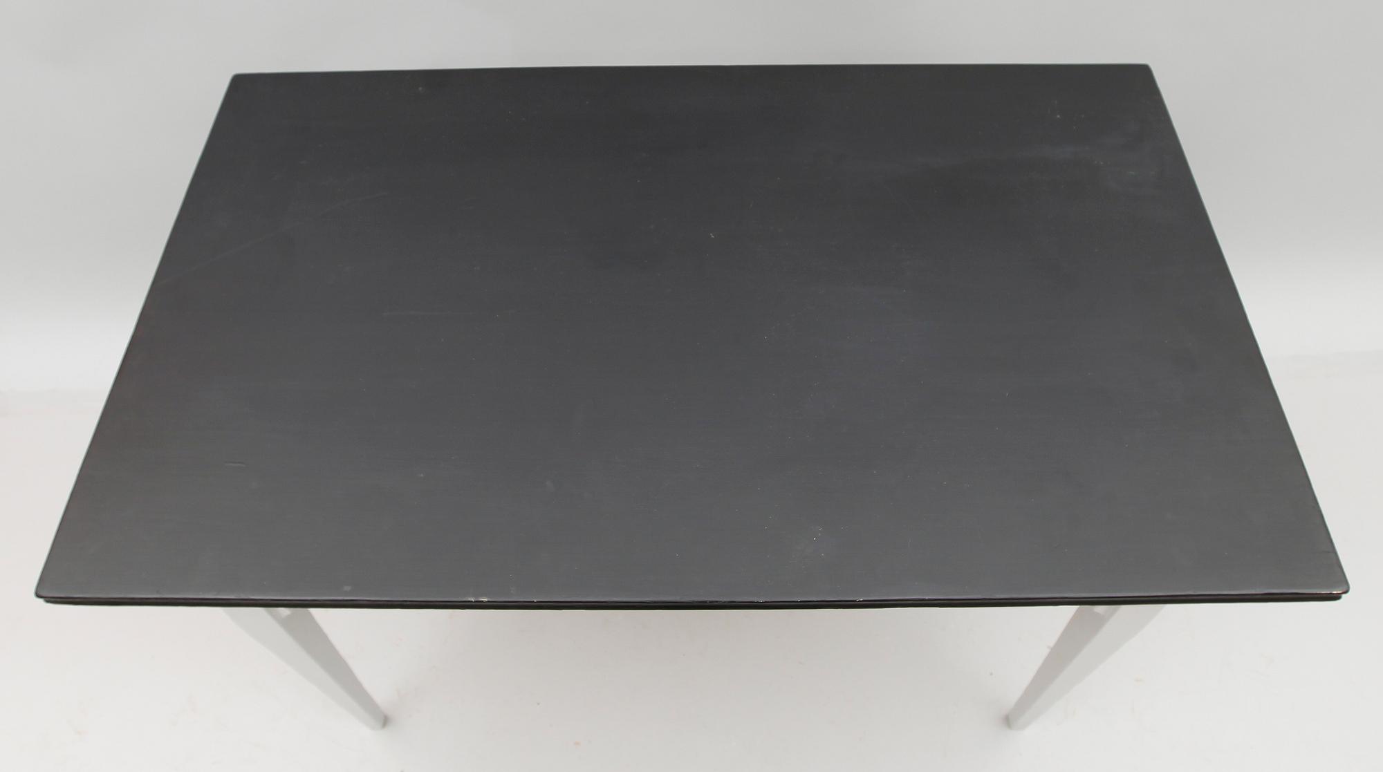 SKRIVBORD, 1900-talets första hälft.