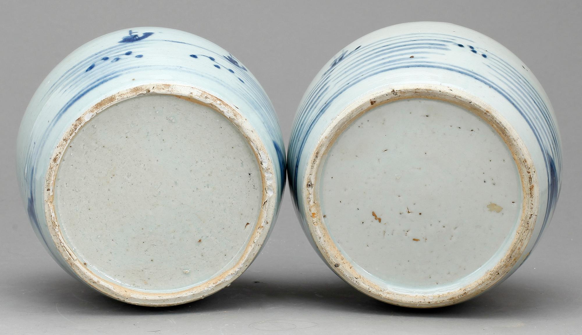 BOJANER, 2 st, porslin, Kina 1800-tal.