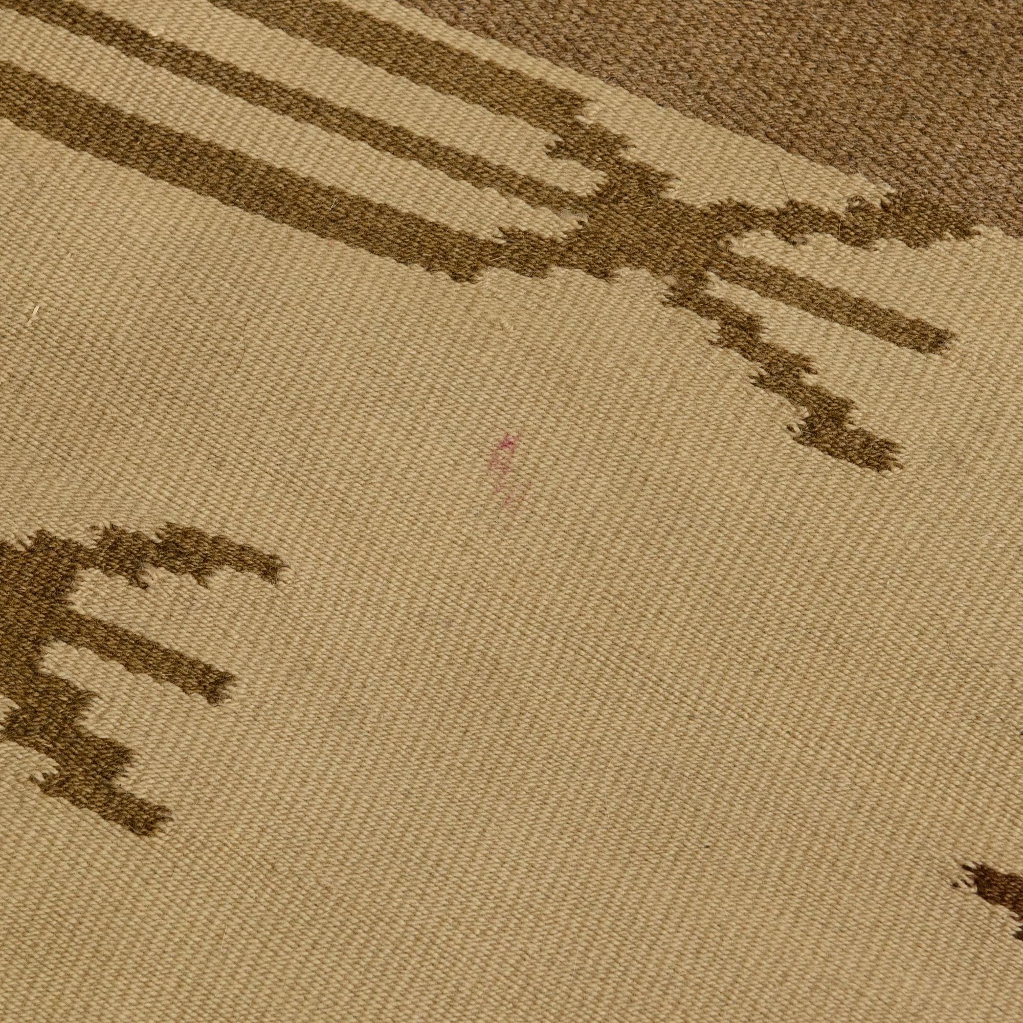 Laila Karttunen, A 1940's Finnish flat weave carpet. Circa 345x220 cm.