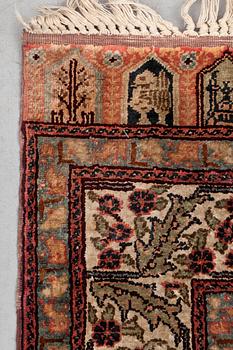 SEMI-ANTIQUE/OLD KAYSERI SAF RUNNER. 290,5 x 106 cm.