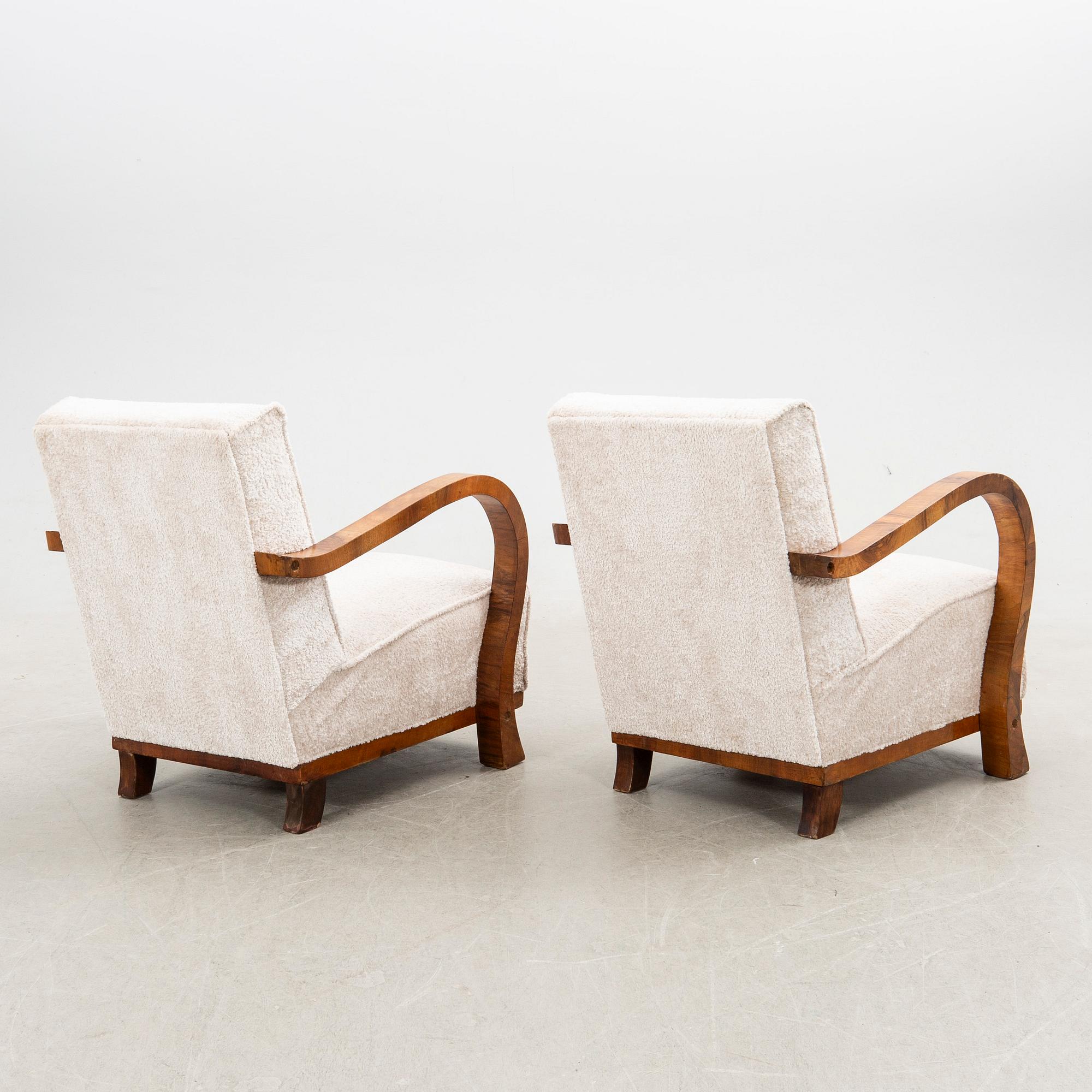 Armchairs, a pair, Art Deco, first half of the 20th century.