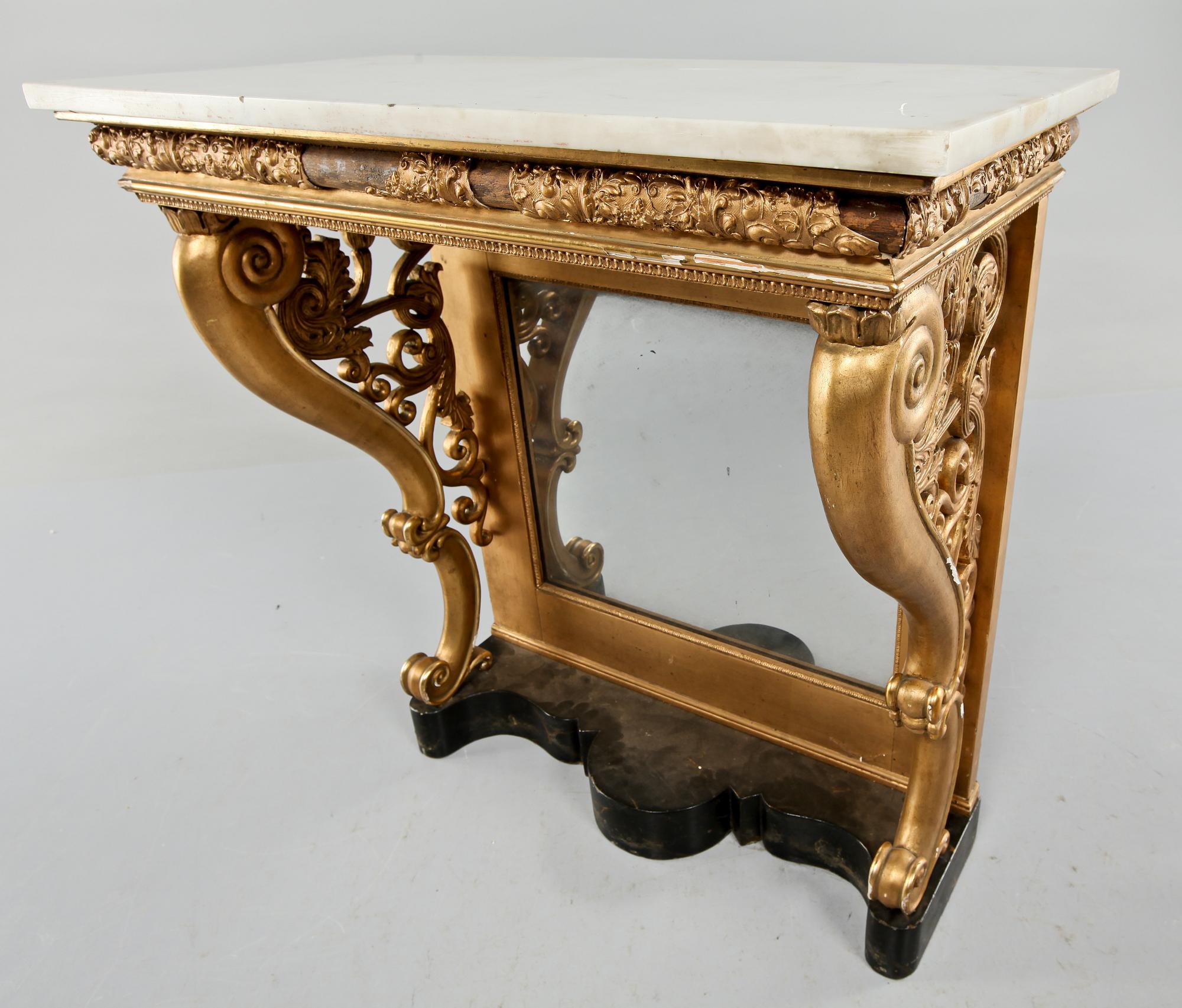 KONSOLBORD, troligen Göteborg, 1800-talets första hälft.