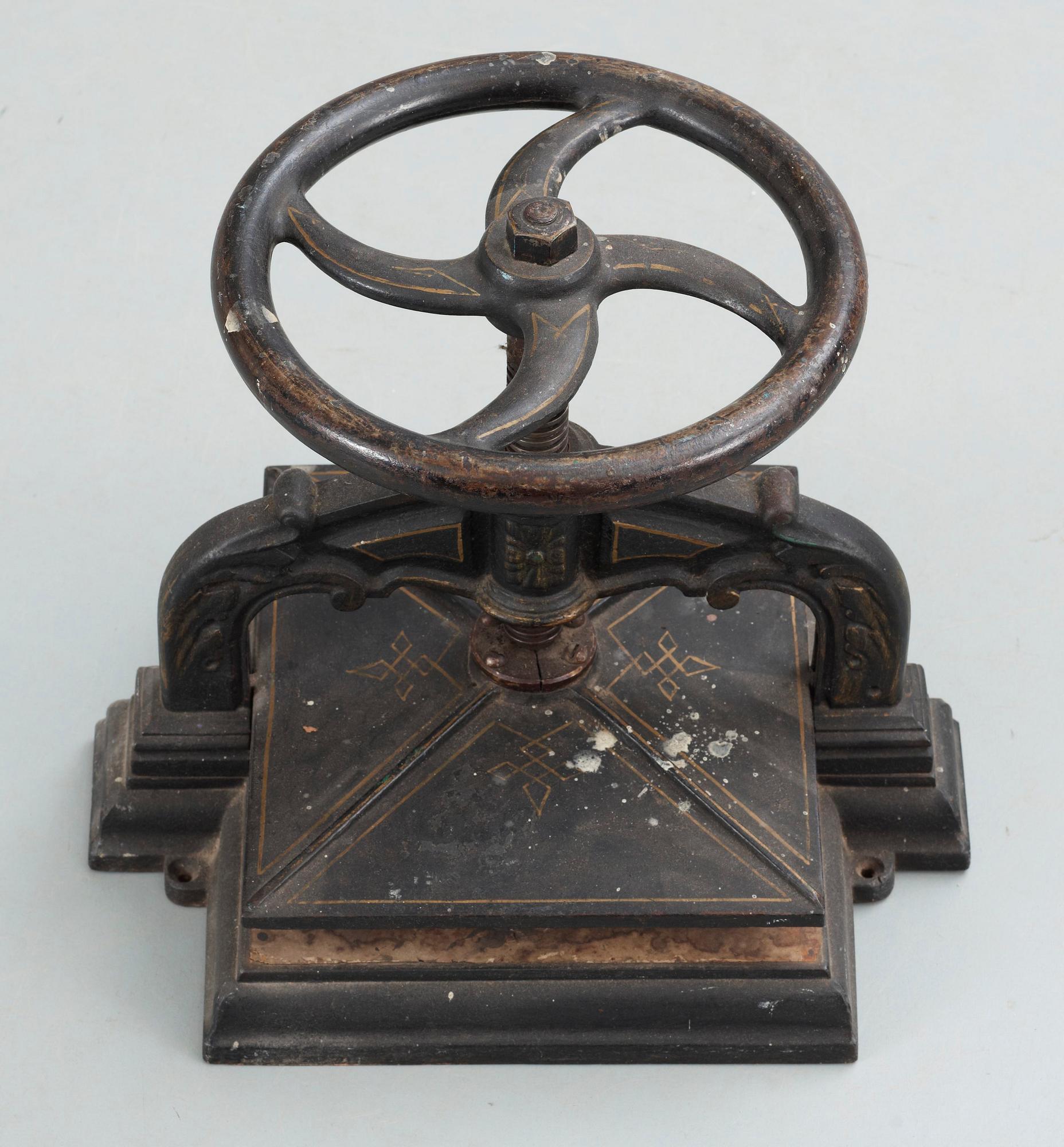 VÄXTPRESS, gjutjärn, omkring sekelskiftet 1900.