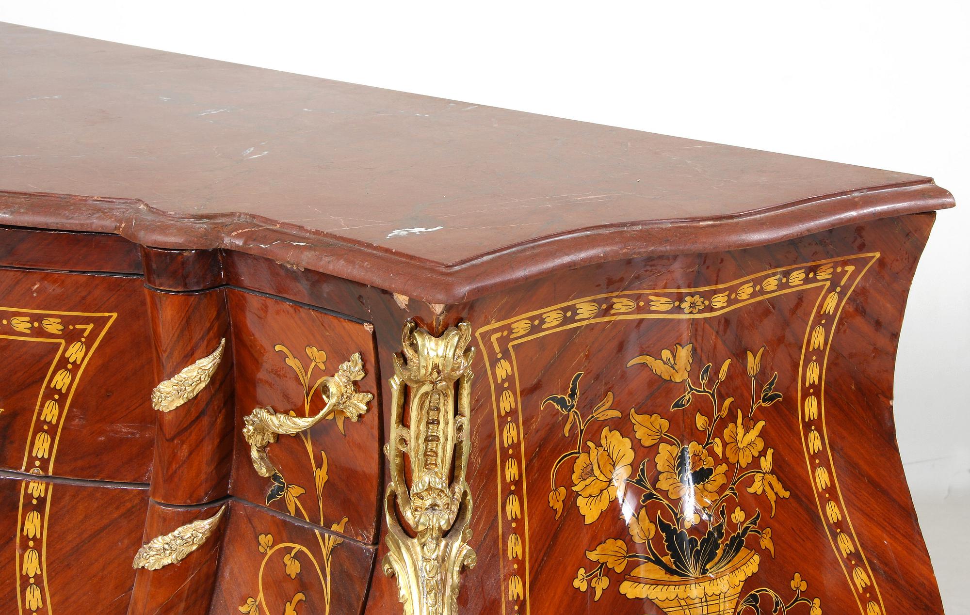 BYRÅ, Louis XV-stil, 1900/2000-tal.