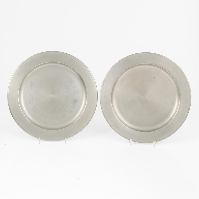 Svenskt Tenn, eight pewter plates, Stockholm 1968.