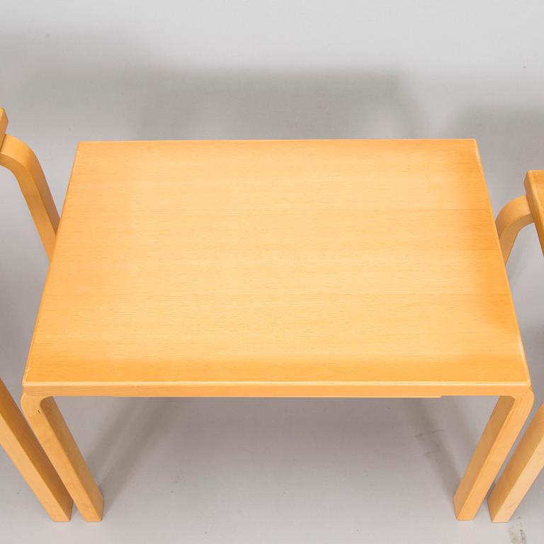 Alvar Aalto, satsbord, 3 delar, modell 88, Artek 1970.