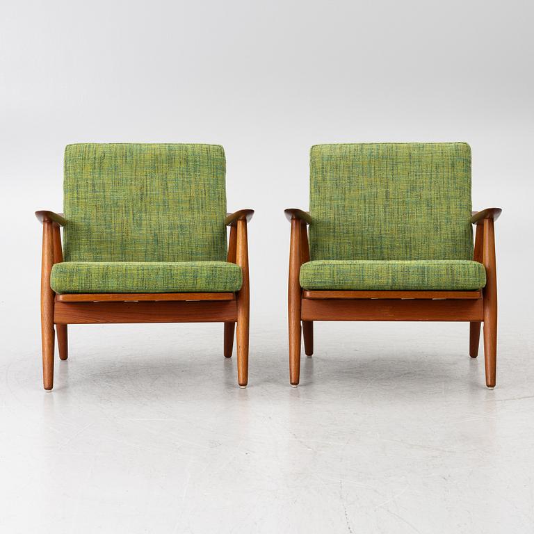 Hans J. Wegner, Armchairs, a pair, “GE 240”/“Cigarren”, Denmark, 1960s.