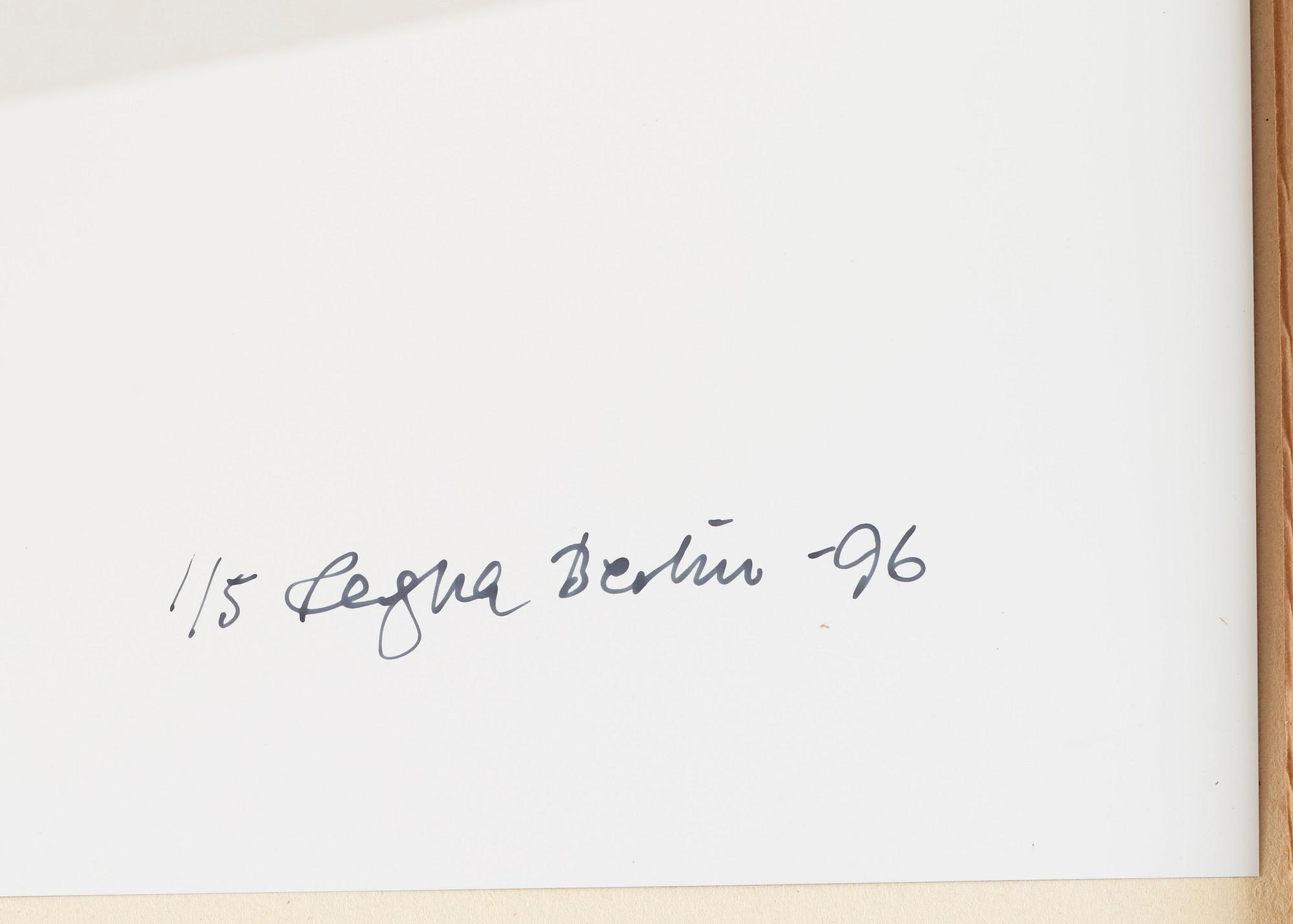 Ragna Berlin, "Älska din nästa så som dig själv (Love thy neighbour as thyself) (Luk 10:27)".