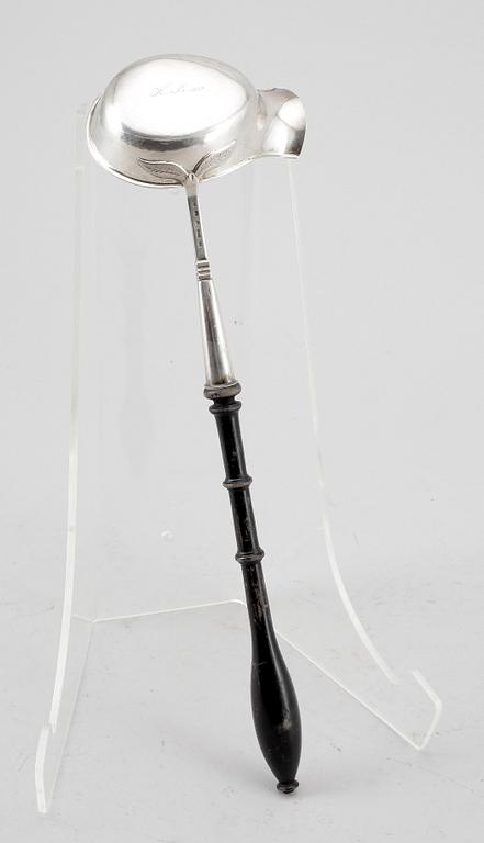 SOPPSLEV samt SÅSSLEV, silver, Finland respektive Sverige 1800/1900-tal. Vikt ca 140 gram.