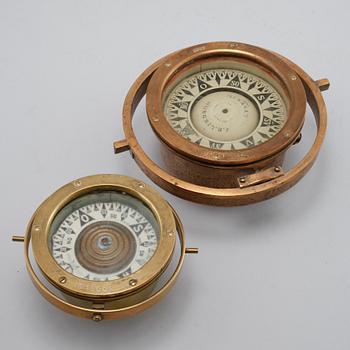 Two compasses by Lyth, Stockholm and J.E Lindbom, Lysekil, first half of the 20th century.