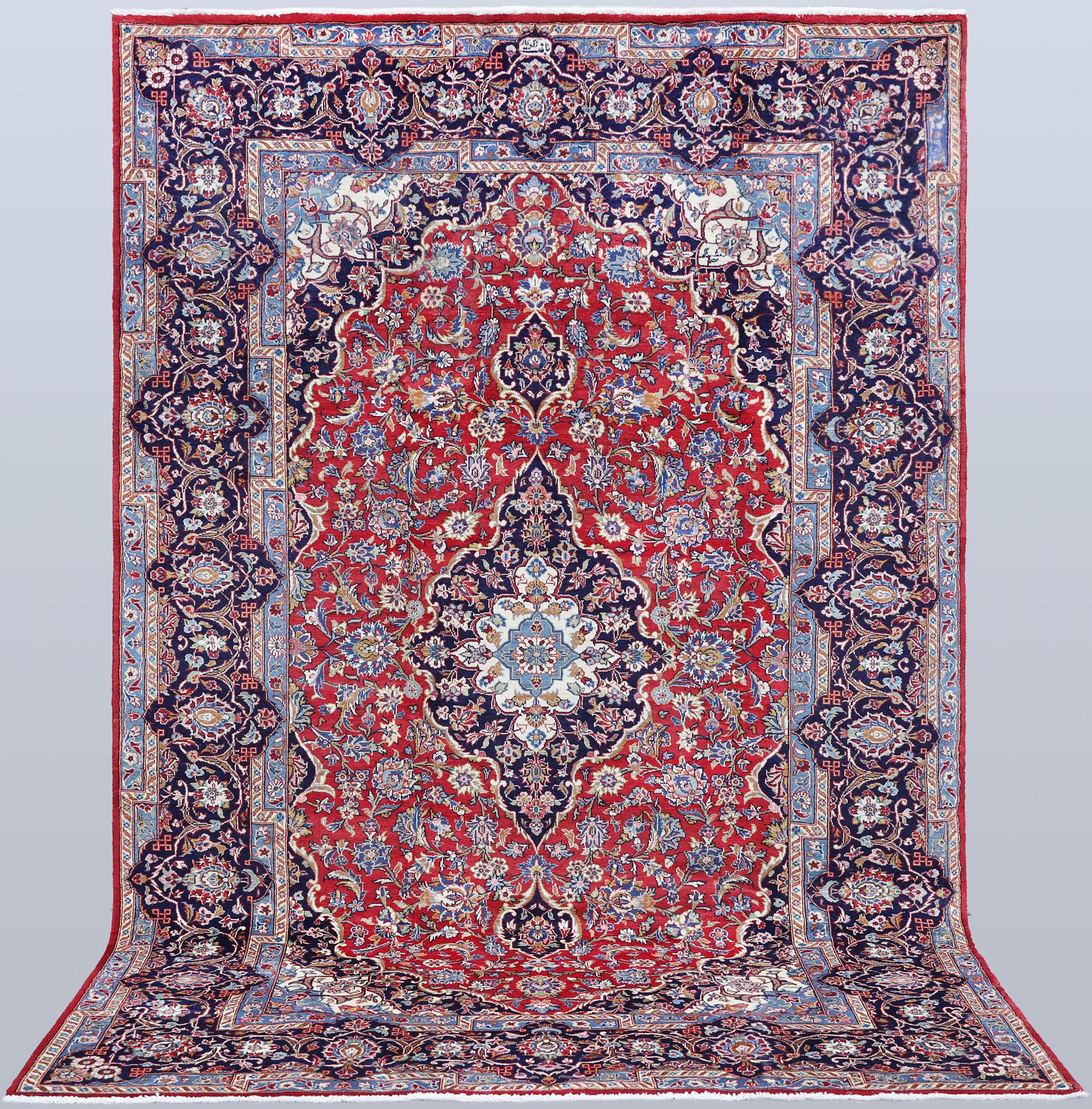 Matta, Keshan, ca 298 x 195 cm.