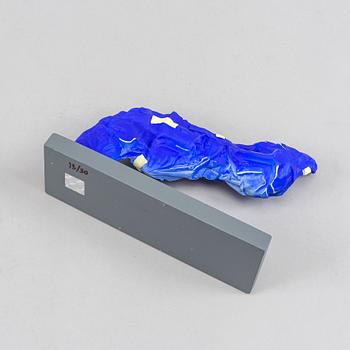 Carl-Fredrik Reuterswärd/ The Non-Violence Project Foundation, a polyresin sculpture 2017, Certificate numbered 13/30.