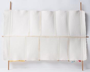 ROBERT RAUSCHENBERG, multiple, handmade paper/bamboo/fabric, signerad 22/32. Dated 1975.