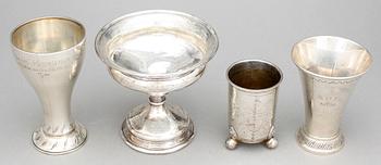 PARTI SILVER, 4 delar, bland annat Lars Larson & Co, Göteborg, 1869. Total vikt ca 485g.