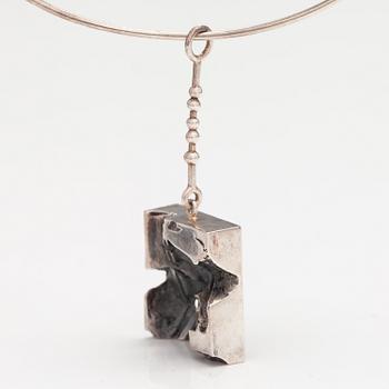 Jorma Laine, A sterling silver necklace. Kultateollisuus, Turku 1974.