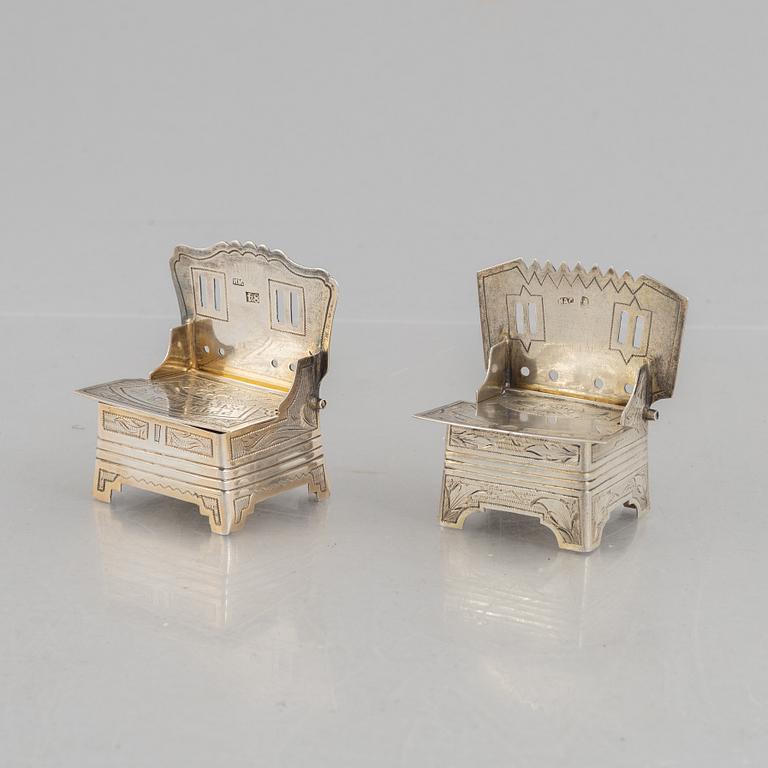 Two Russian silver salt-chairs, Moscow 1880-1885.