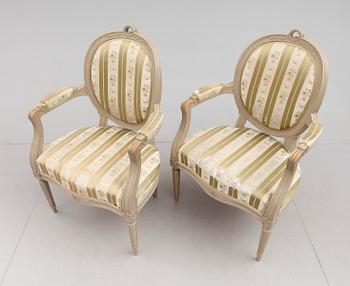 KARMSTOLAR, 1 par, gustaviansk stil, 1900-talets första hälft.