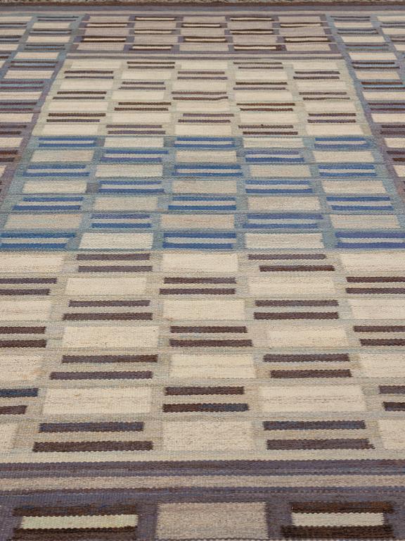 Alice Lund, MATTA, rölakan, ca 507,5 x 305 cm, komponerad av Alice Lund.