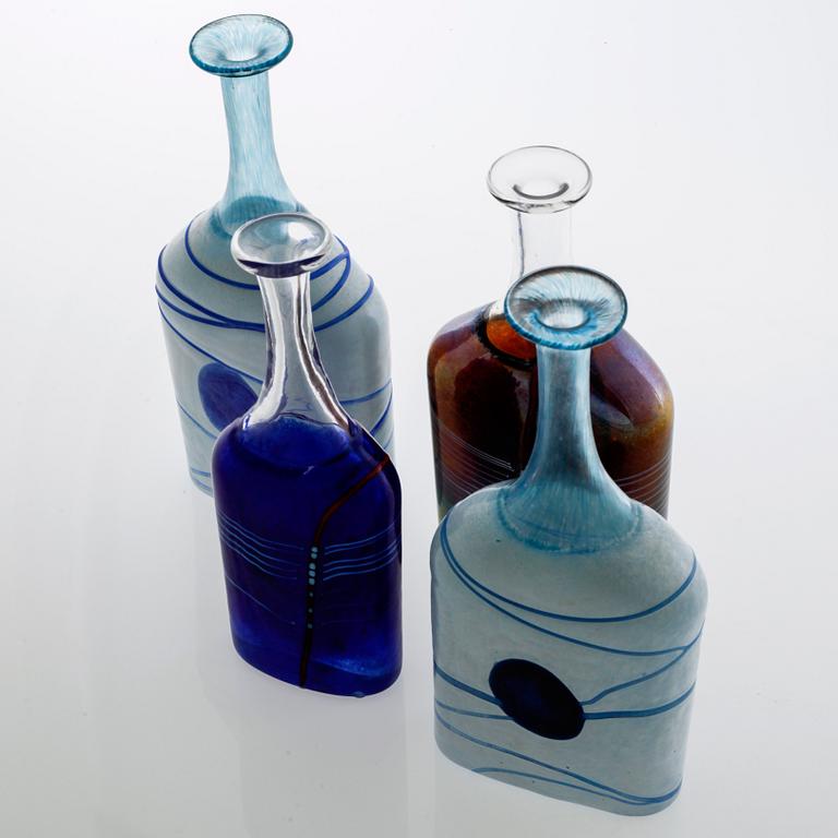 BERTIL VALLIEN, flaskor, 4 st, glas, Kost Boda, sent 1900-tal.