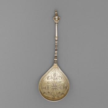 149. A Swedish 17th century silver-gilt spoon, mark of Johan Johansson, Västerås (1605-1654).