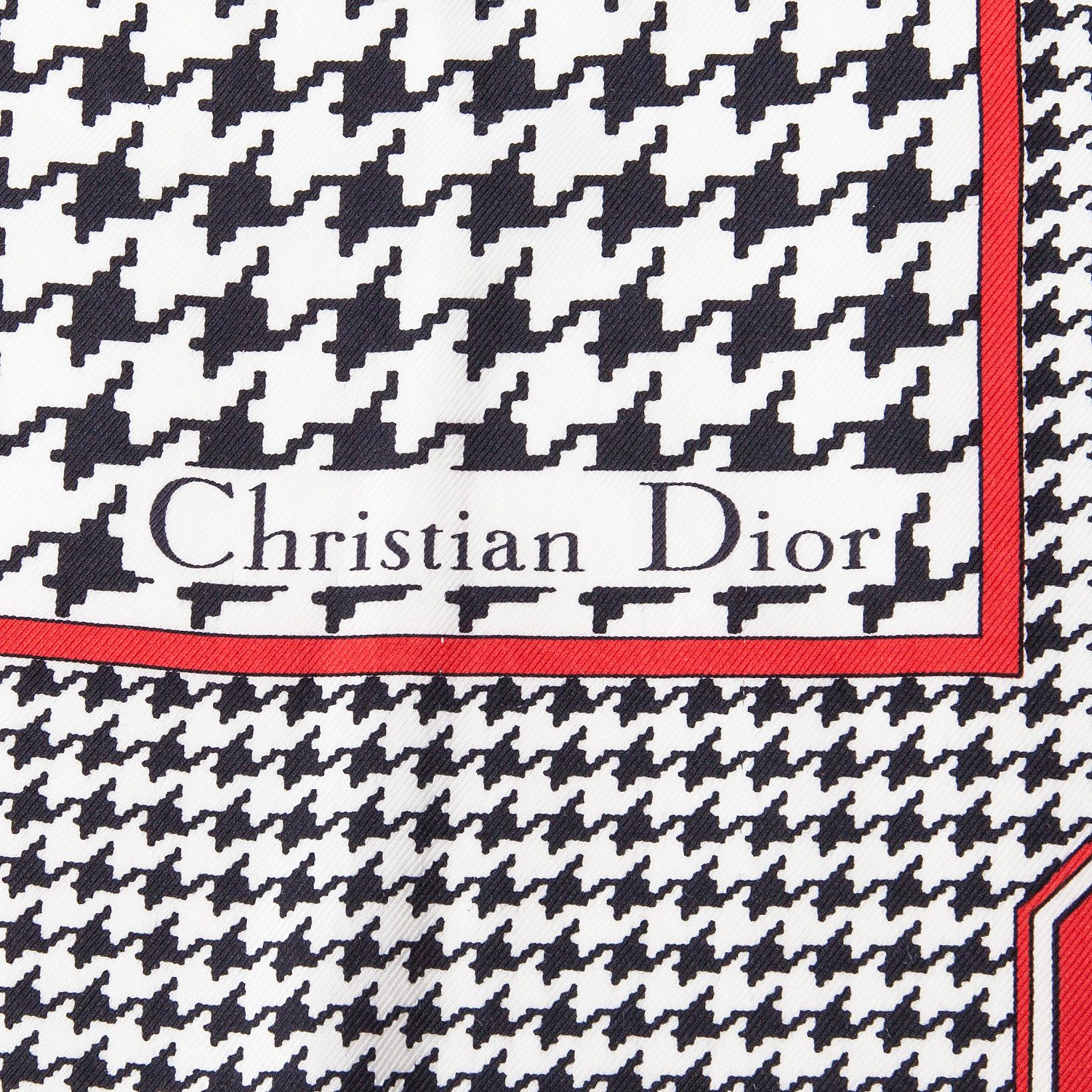 SCARF, Christian Dior.