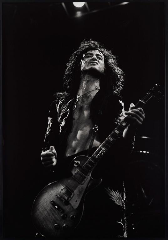 Torbjörn Calvero, "Jimmy Page - Led Zeppelin, Earl's Court, London 23 maj 1975".