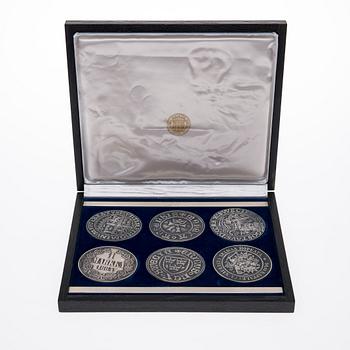GLASUNDERLAG, 6 st, silver, Tillander 1974. Total vikt 633 g.