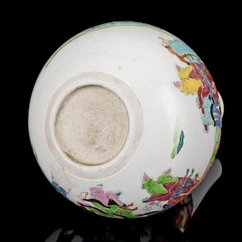 VAS, porslin, Kina, 1800-tal.