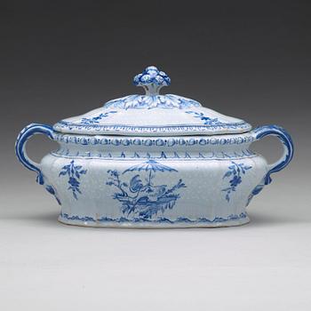 A Swedish faience tureen with cover, Rörstrand 18th Century.