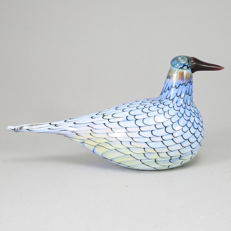 OIVA TOIKKA, a glass bird, Rusee grebe (Kriikku),Signed O. Toikka Nuutajärvi.