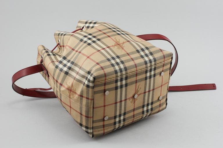 VÄSKA, Burberry.