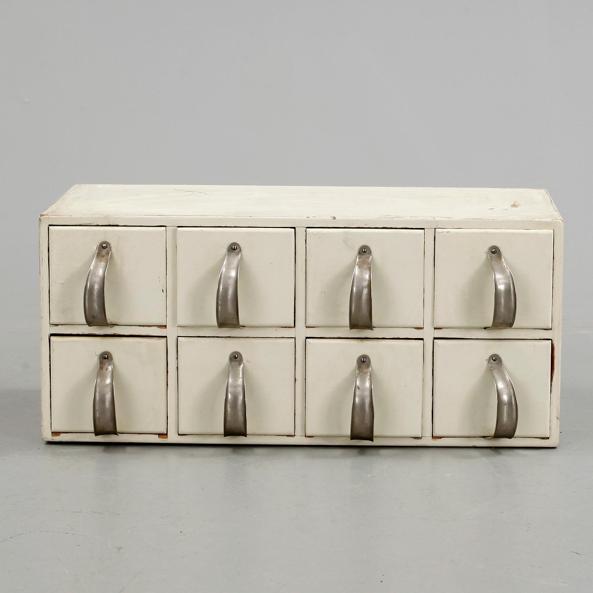 KRYDDMÅTT, 1900-talets mitt.