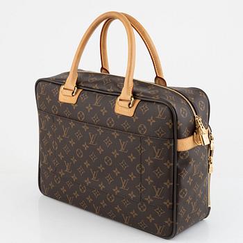 Louis Vuitton,