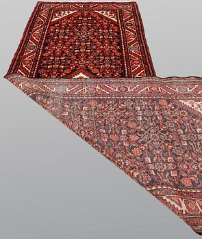 A pictoral Hamadan runner, ca 310 x 115 cm.
