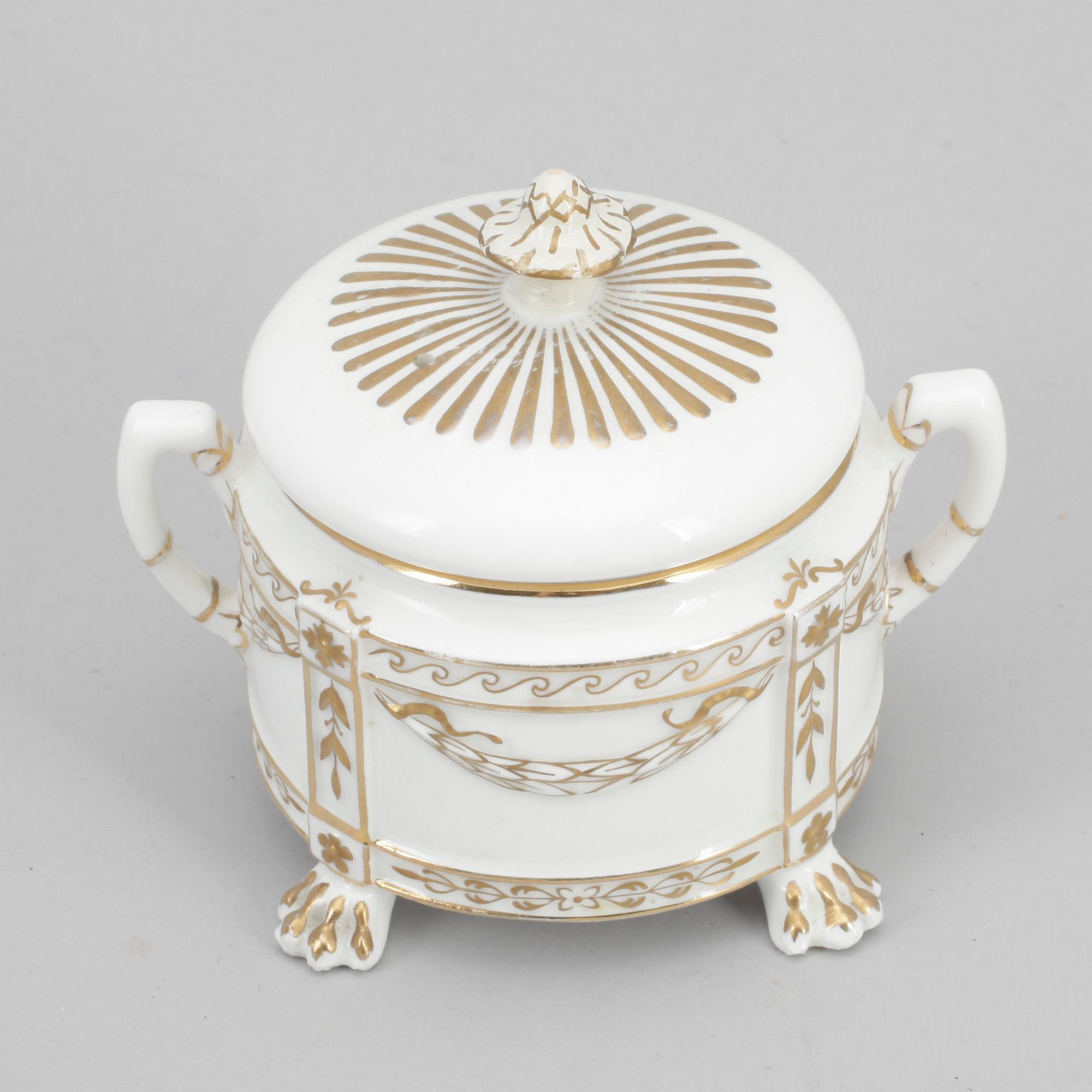 KAFFESERVIS, 16 delar, benporslin, empirestil, Rörstrand, tidigt 1900-tal.