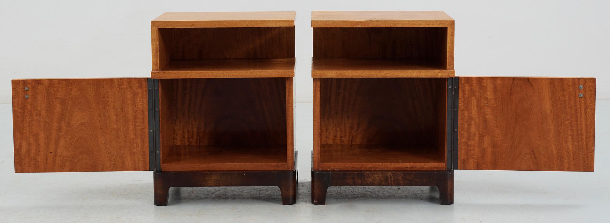 NATTDUKSBORD, ett par, art deco, 1900-talets början.