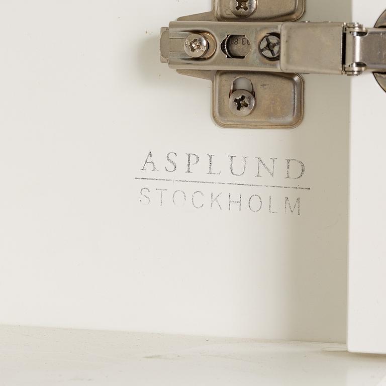 Jonas Bohlin & Thomas Sandell, a 'Snow' vitrine cabinet for Asplund.