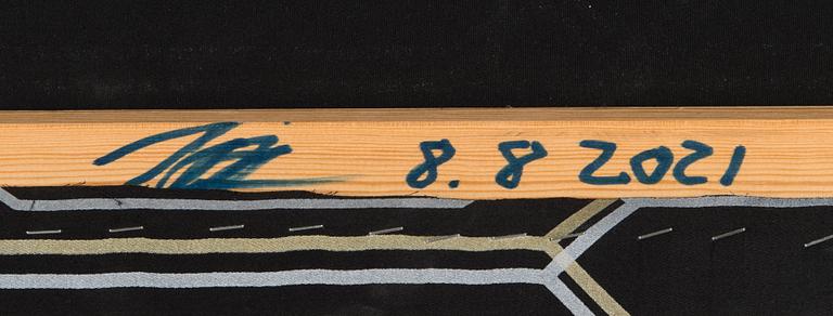 Ilkka Suppanen, tekstiili, signeerattu ja päivätty 8.8 2021.