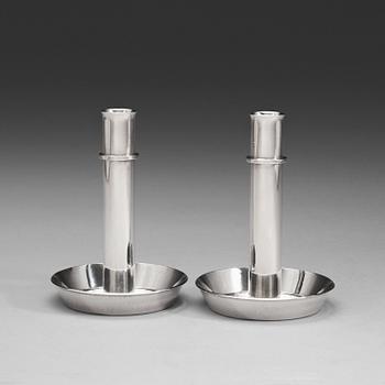 607. A pair of Sigurd Persson sterling candlesticks, Stockholm 1969.