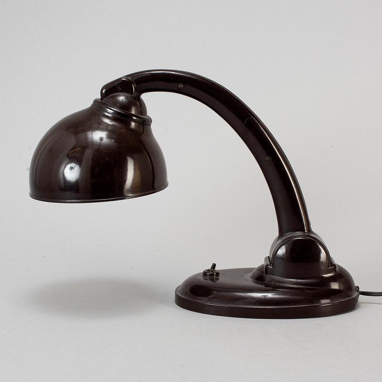 ERIC KIRKMAN COLE, a model 11126 table lamp, 1930s.