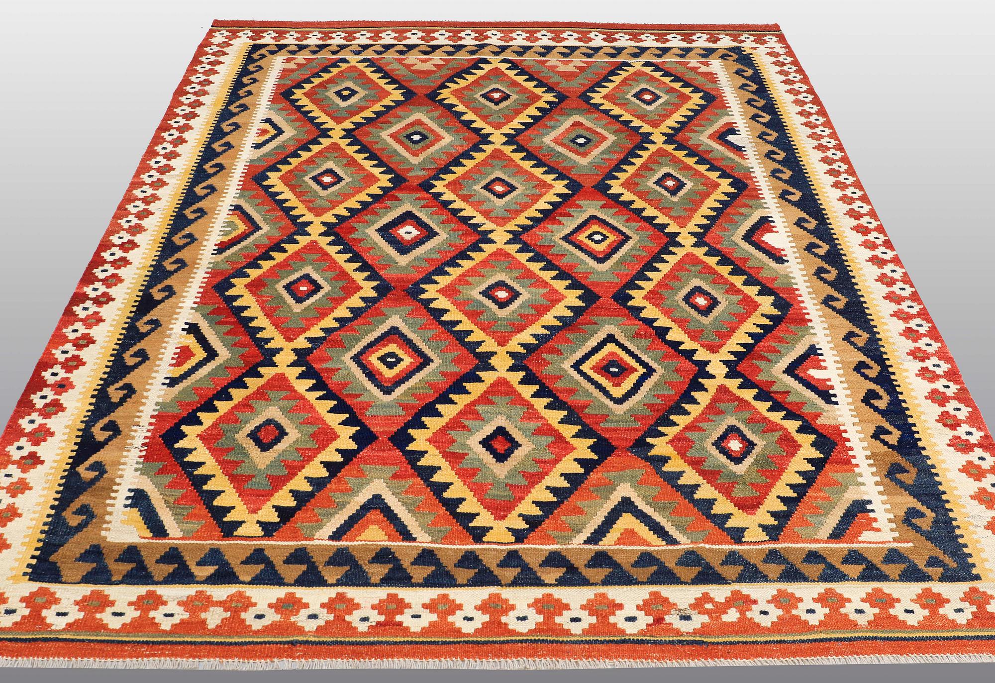 CARPET, Kilim, ca 246 x 195 cm.