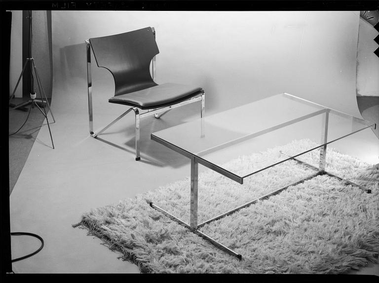 Sigurd Persson, a rare pair of armchairs, Åry Stålmöbler, Örsjö, 1960s.