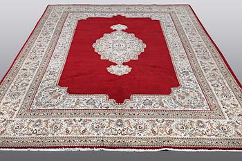 A CARPET, Old Kerman, ca 340 x 240 cm.