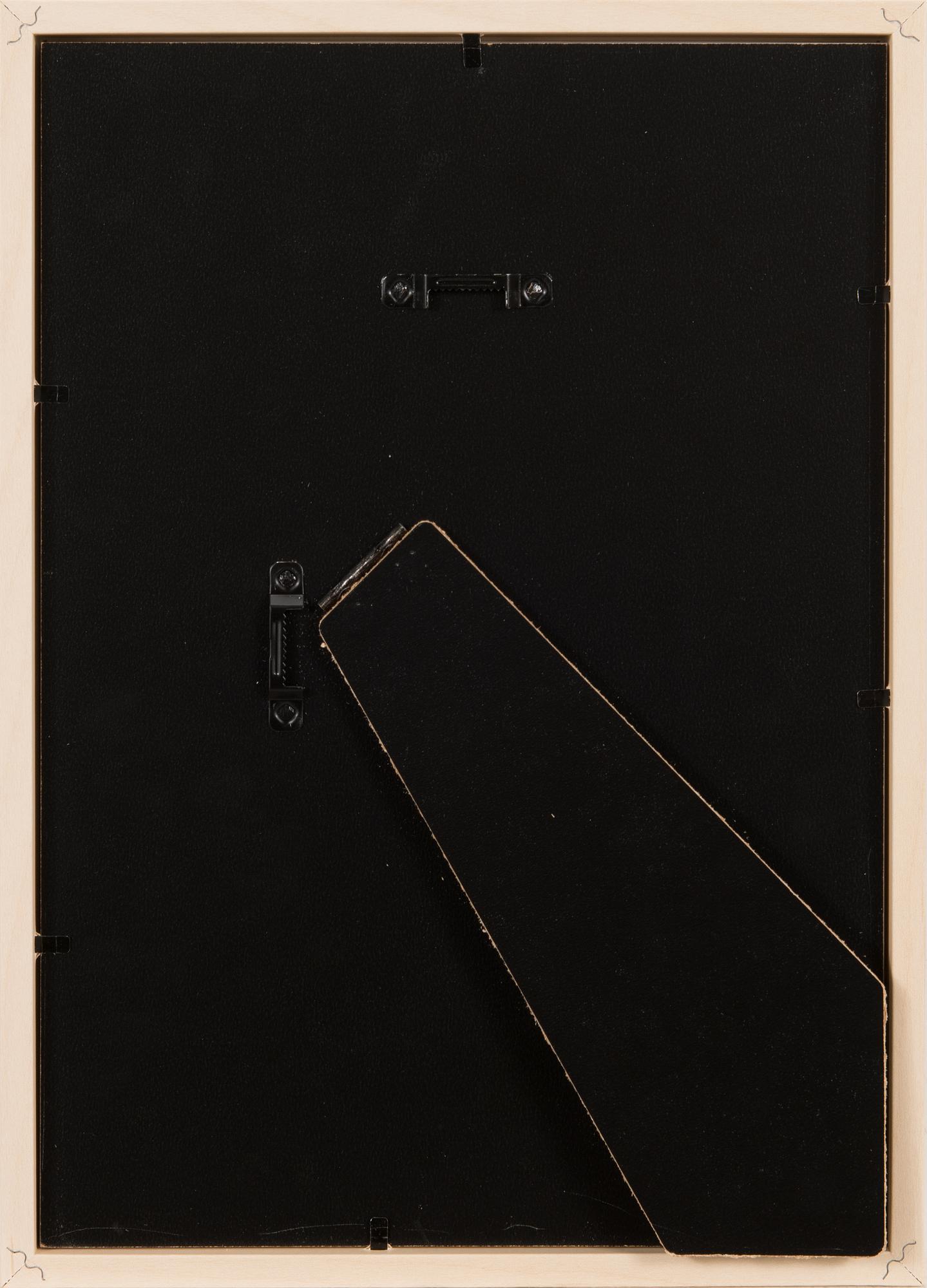 Heikki Orvola, kirjontatyö, "Kenin päähine" -sarja, signeerattu Heikki Orvola 2018.