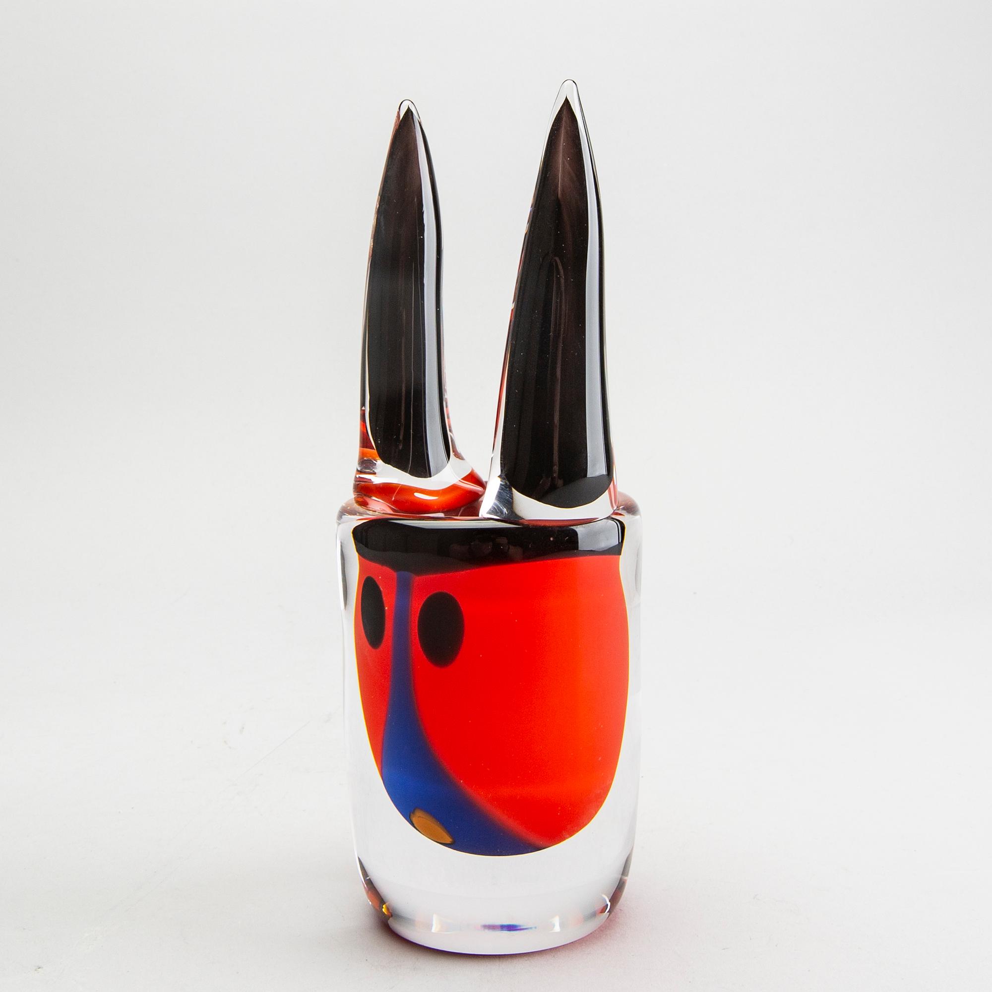 Erik Höglund, a glass sculpture/vase from Strömbergshyttan 2007.
