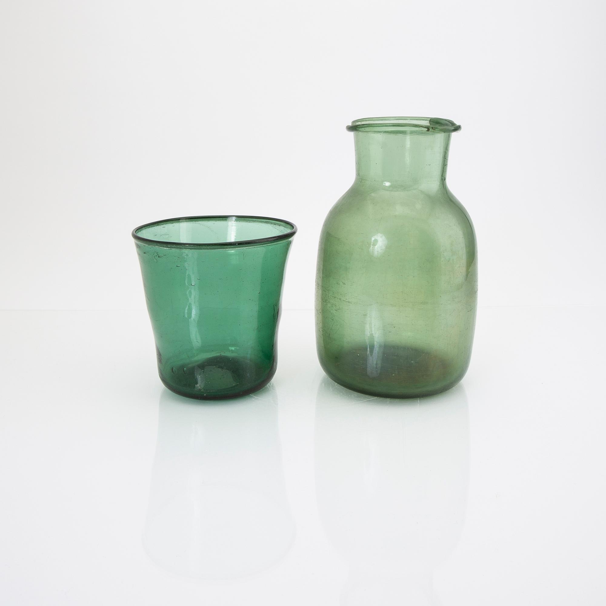 A set of two 19th century glass bod and flask.
