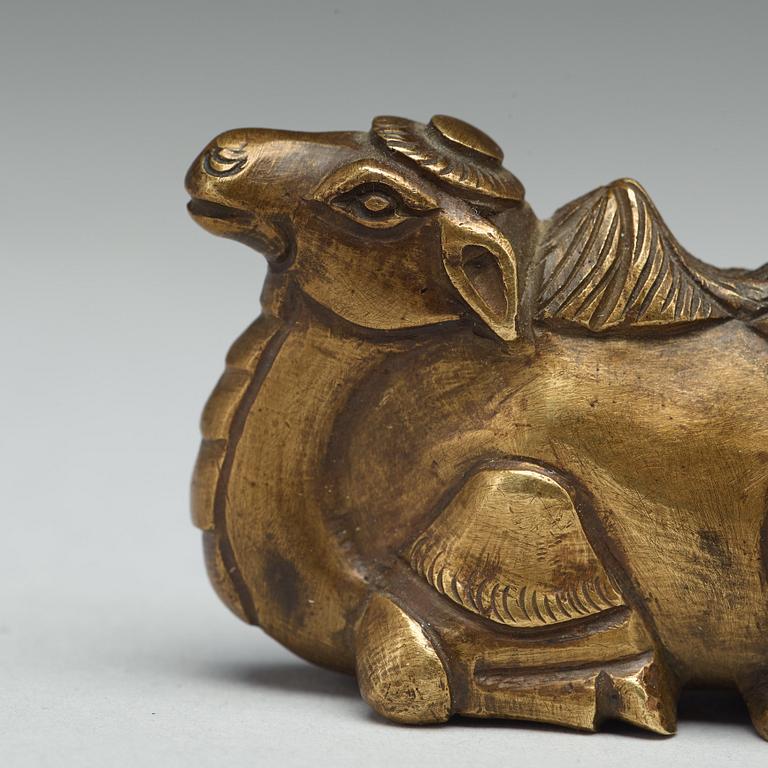 Two bronze pen rests, Qing dynasty, 18th Century.